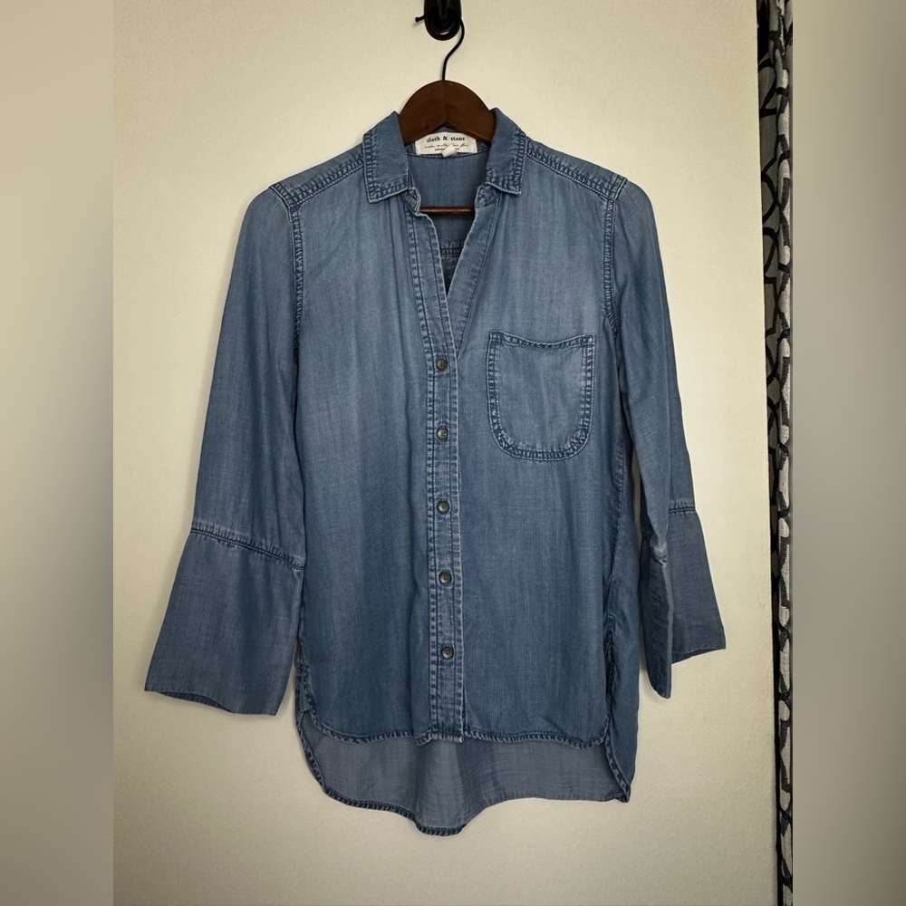 Anthropologie Blue Cloth & Stone Top